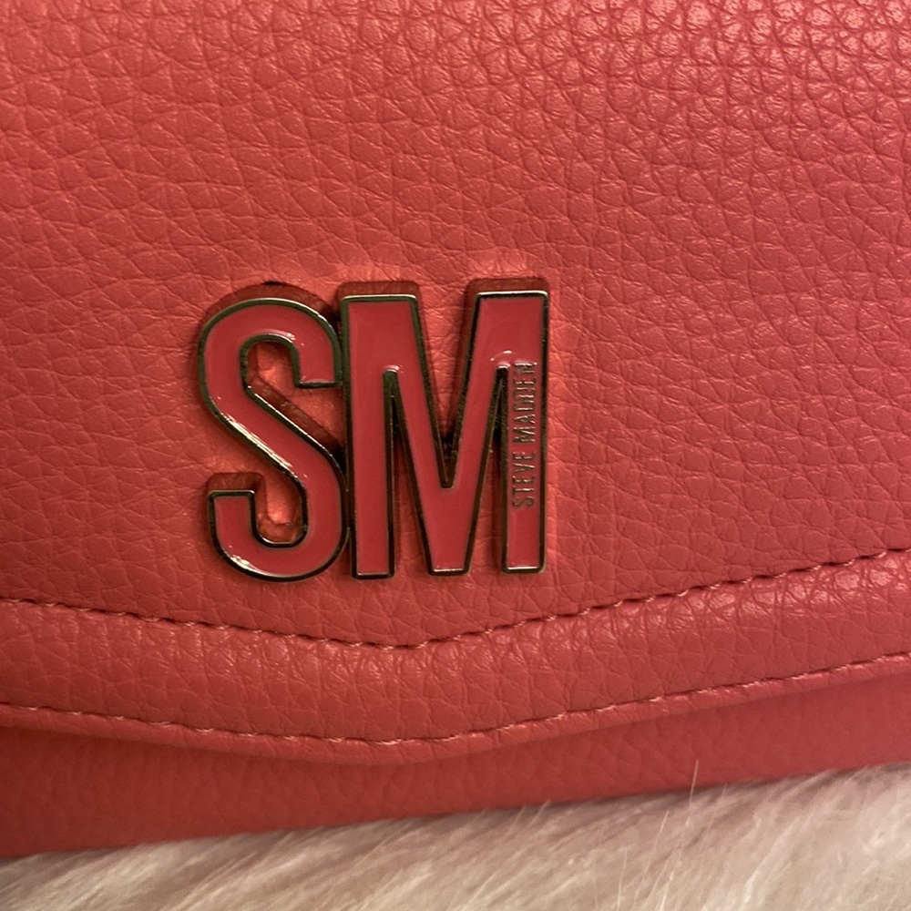NWT Steve Madden Raspberry Pink Trifold Wallet - Picture 5 of 11